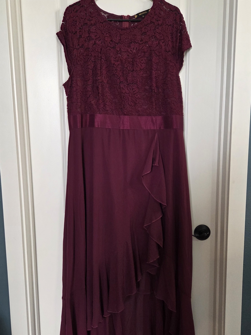 Miusol Burgundy Lace Bodice Maxi Dress with Ruffled Skirt